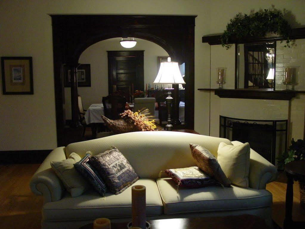 The Mcfarland Inn Bed And Breakfast Coeur d'Alene Exterior photo